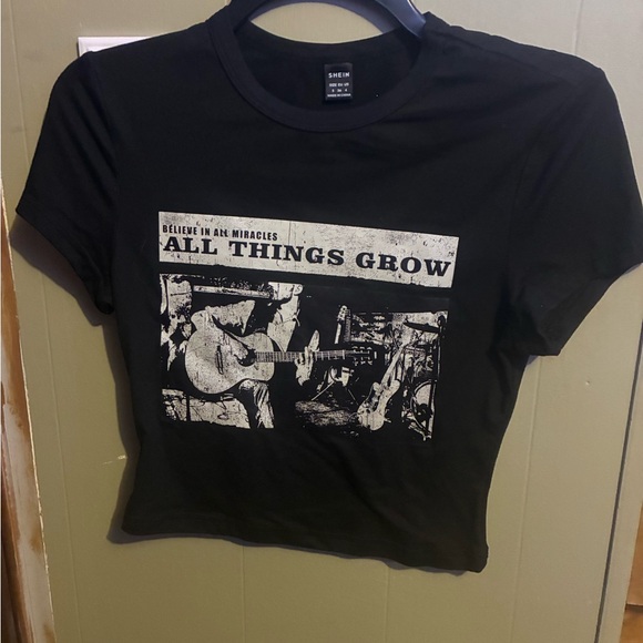 SHEIN Graphic Crop T-Shirt Bundle - Picture 1 of 7